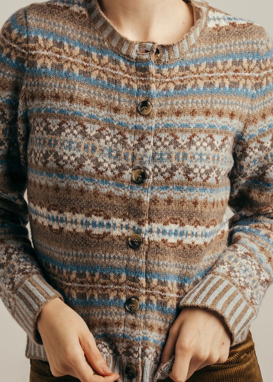 Kinross Cardigan - Latte
