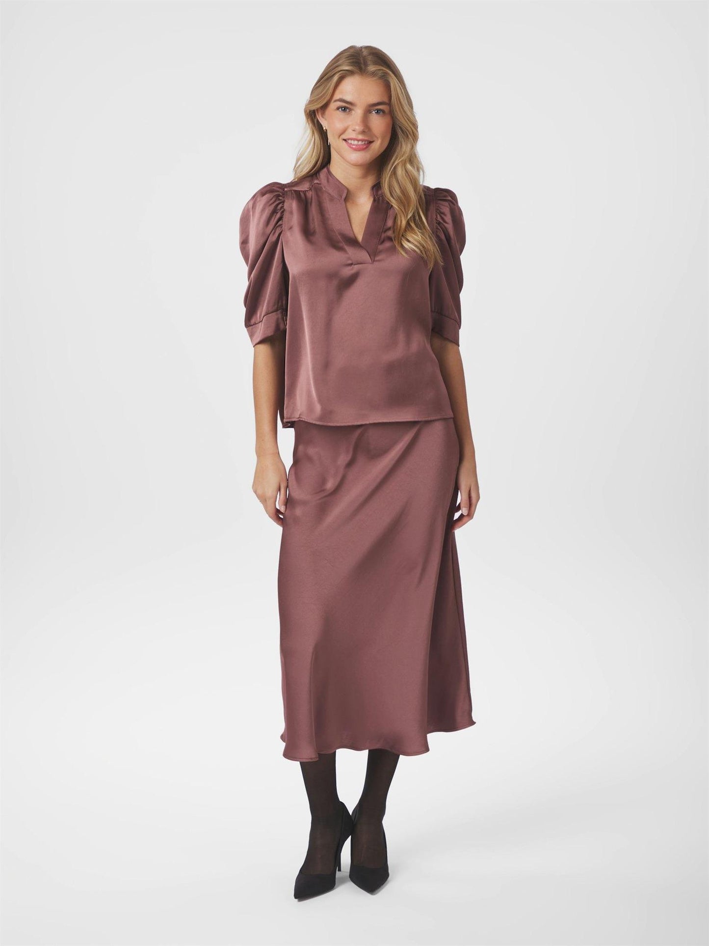Roella Heavy Sateen Blouse - Dark Rose