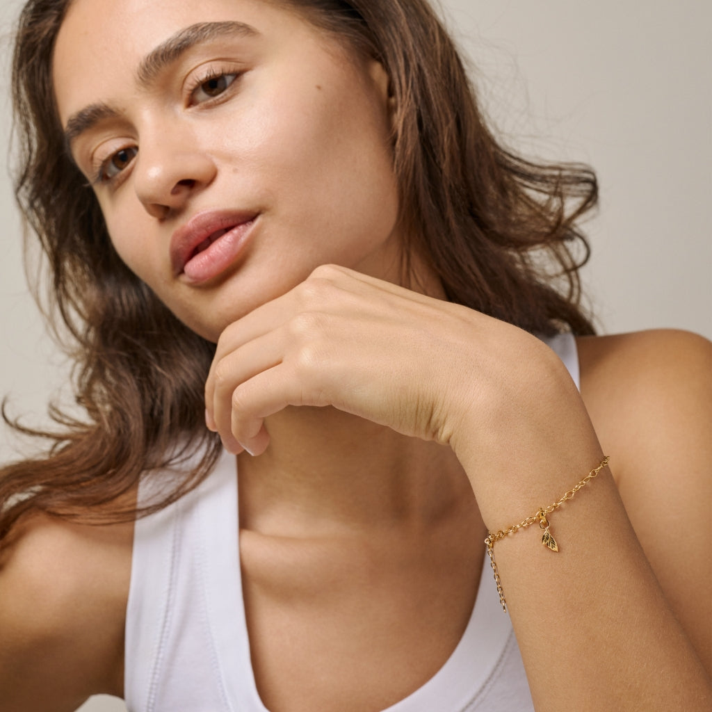 Organic Double Leaf Charm