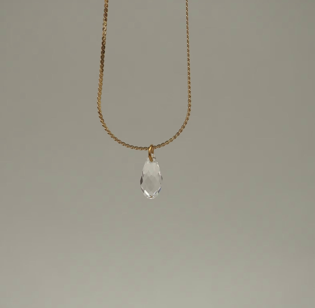 Dainty Lumière Crystal Drop Necklace