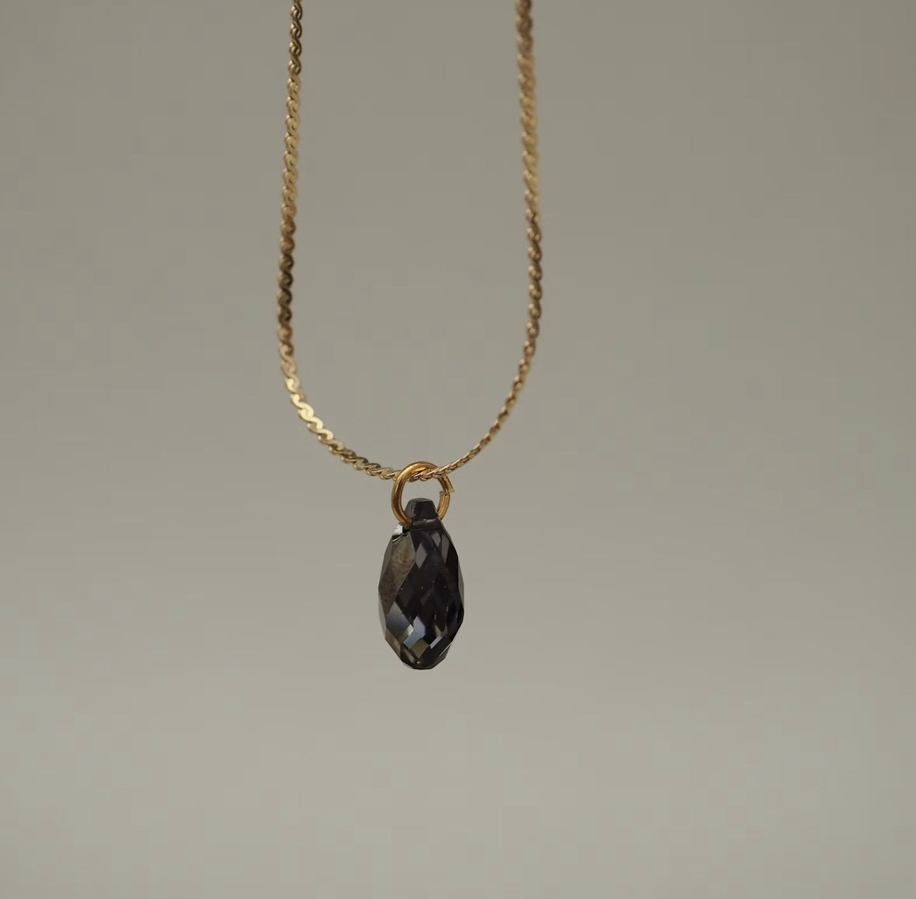Dainty Noir Crystal Drop Necklace
