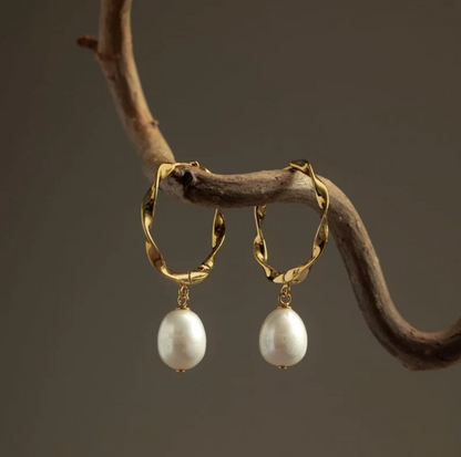 Ribbon & pearl mid size hoop earrings