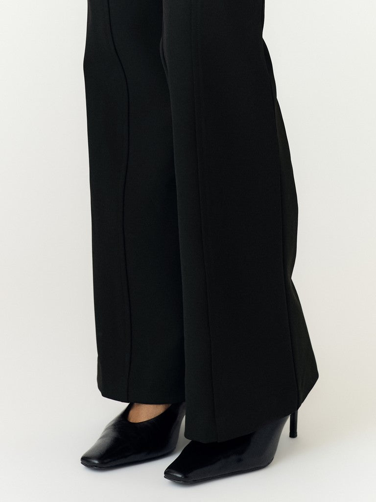 YASTHERESE HW PANTS S. SHOW - BLACK