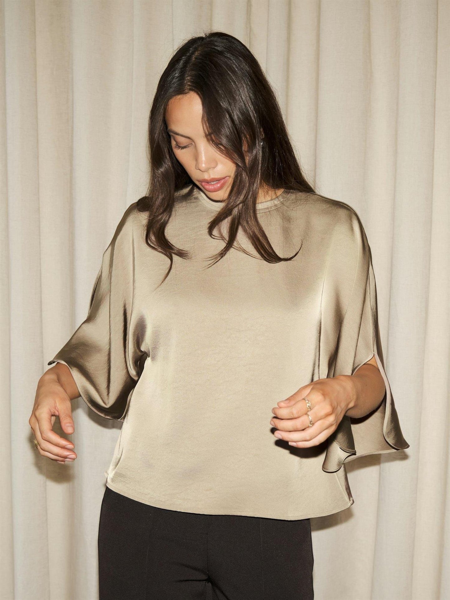 Liora Heavy Sateen Blouse - Dark Taupe