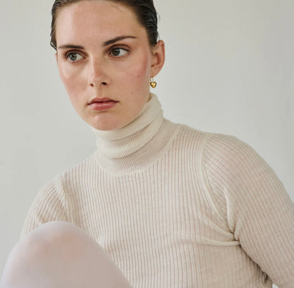 Poma Drop Heart Gold Earrings