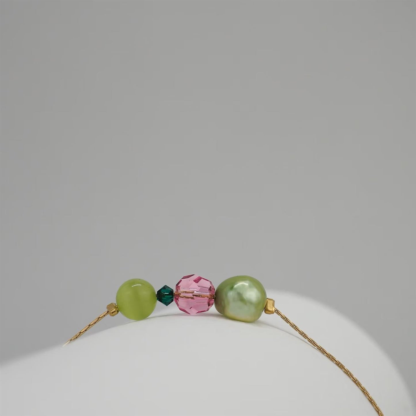 Dainty Cherry Blossom Twist - Pink / Green