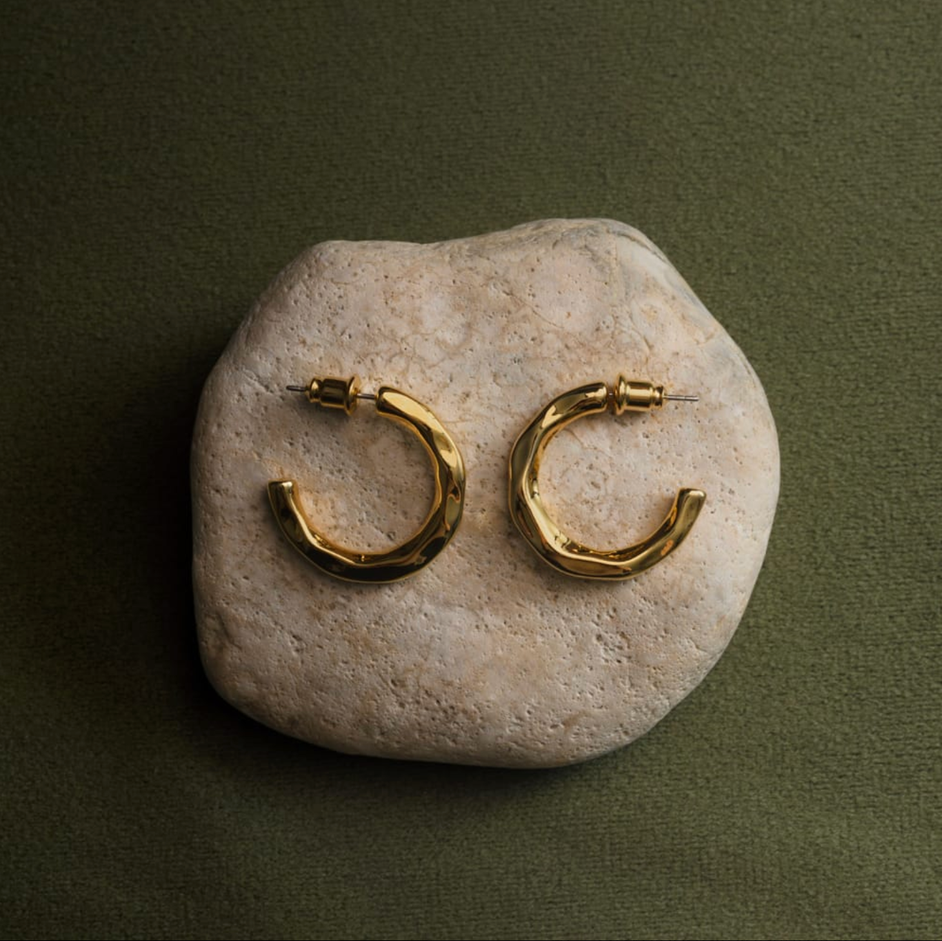 Organic mid size hoop earrings
