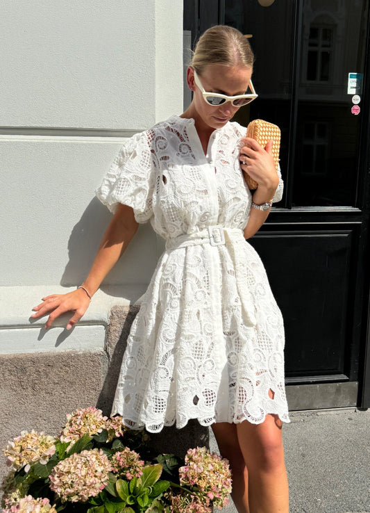 YASSANA SS DRESS - STAR WHITE
